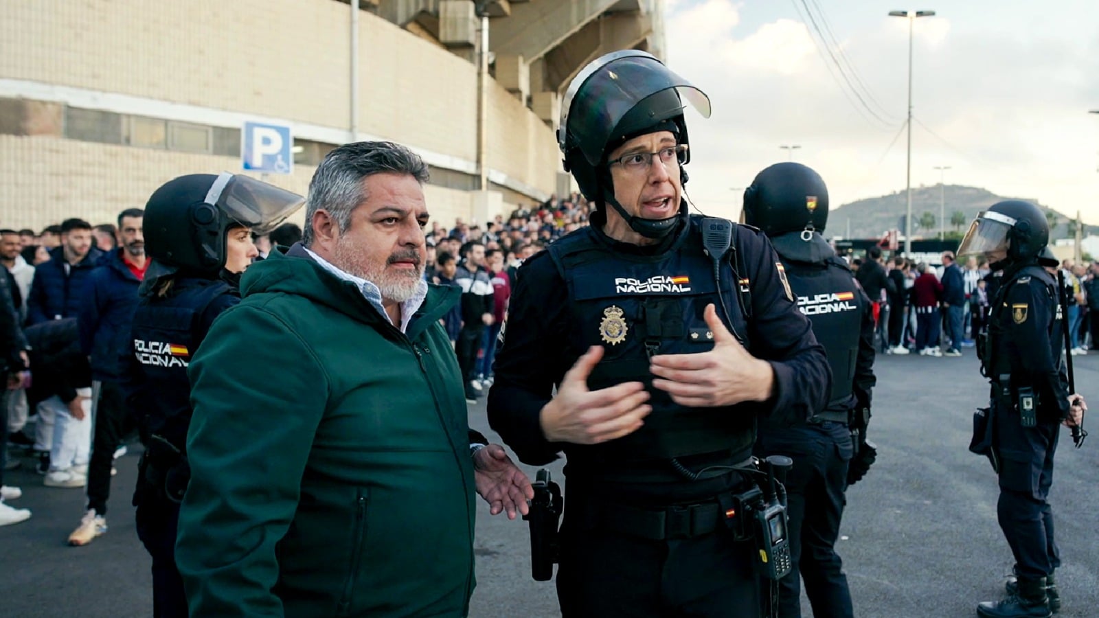 antidisturbios_apatrullando